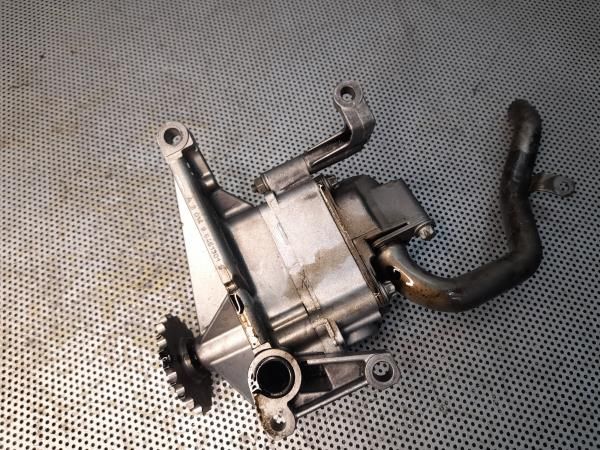 Bomba de óleo MERCEDES-BENZ Classe C (W204)