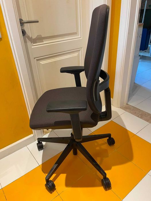 Steelcase 32 Seconds