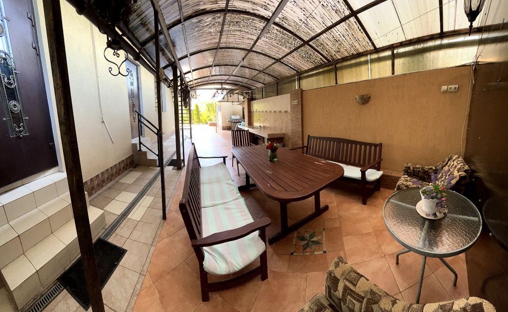 Большой дом для большой компании на Новый год