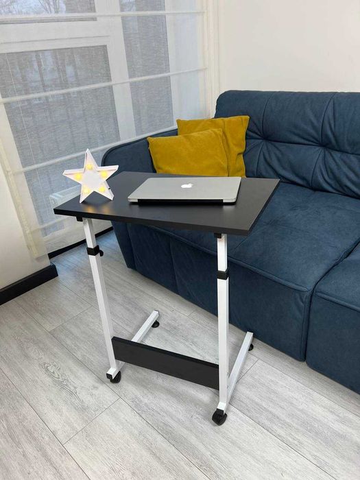 Прикроватный стол для ноутбука или завтрака с регулировкой высоты