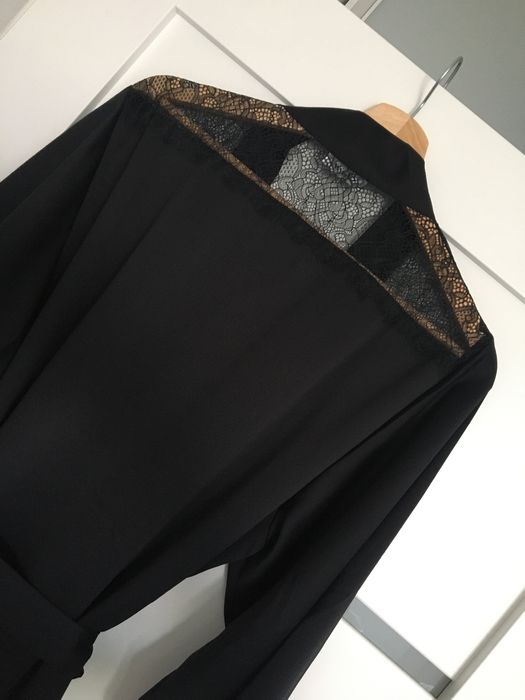 Etam Nowy czarny szlafrok z koronką