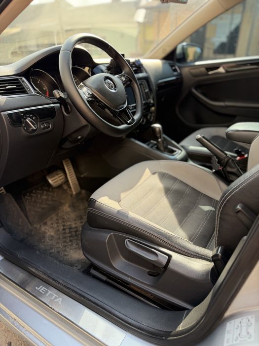 Volkswagen Jetta 2016