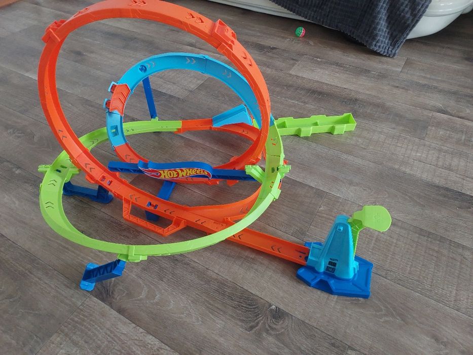 ігровий набір Hot Wheels Випробування гіперпетлі