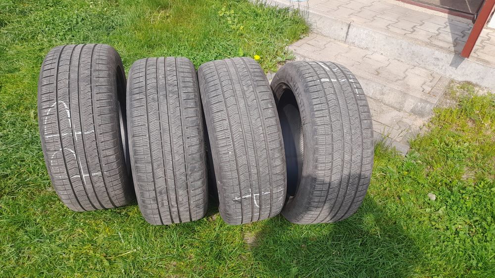 Opony Redestein quatrac 5 235/50/18