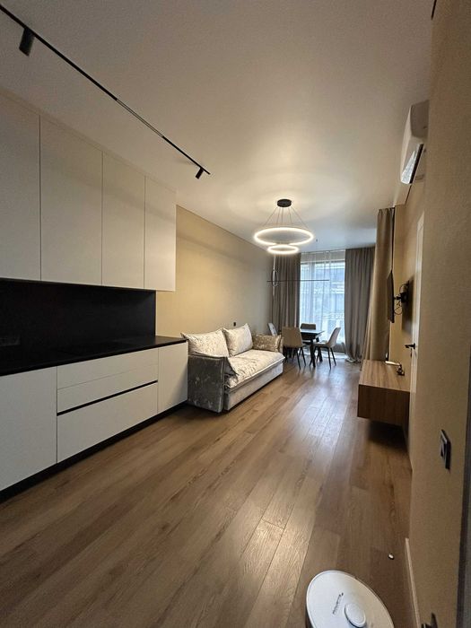 Квартира з ремонтом в заміському ЖК бізнес класу Park Lake City