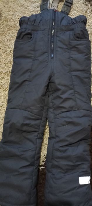 Зимовий комбінезон та куртка