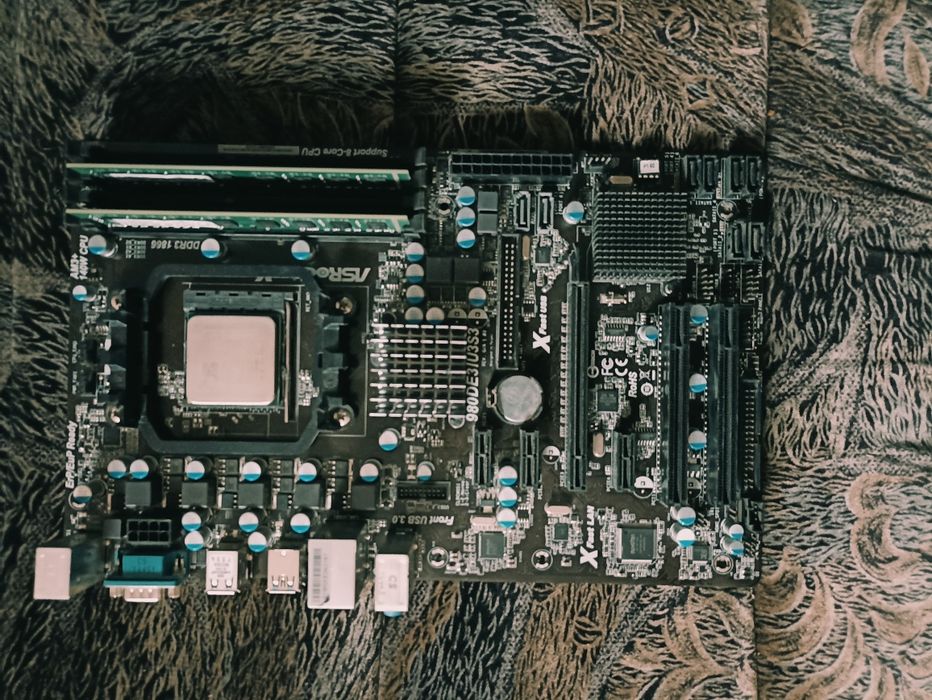 Комплект, AMD fx-8120 8 ядер, 16 Гб