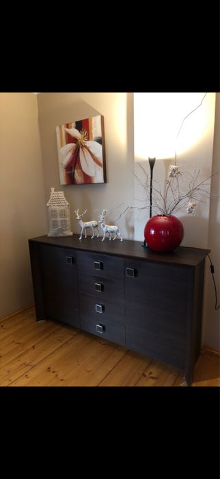 Elegancka Komoda ciemno brazowa