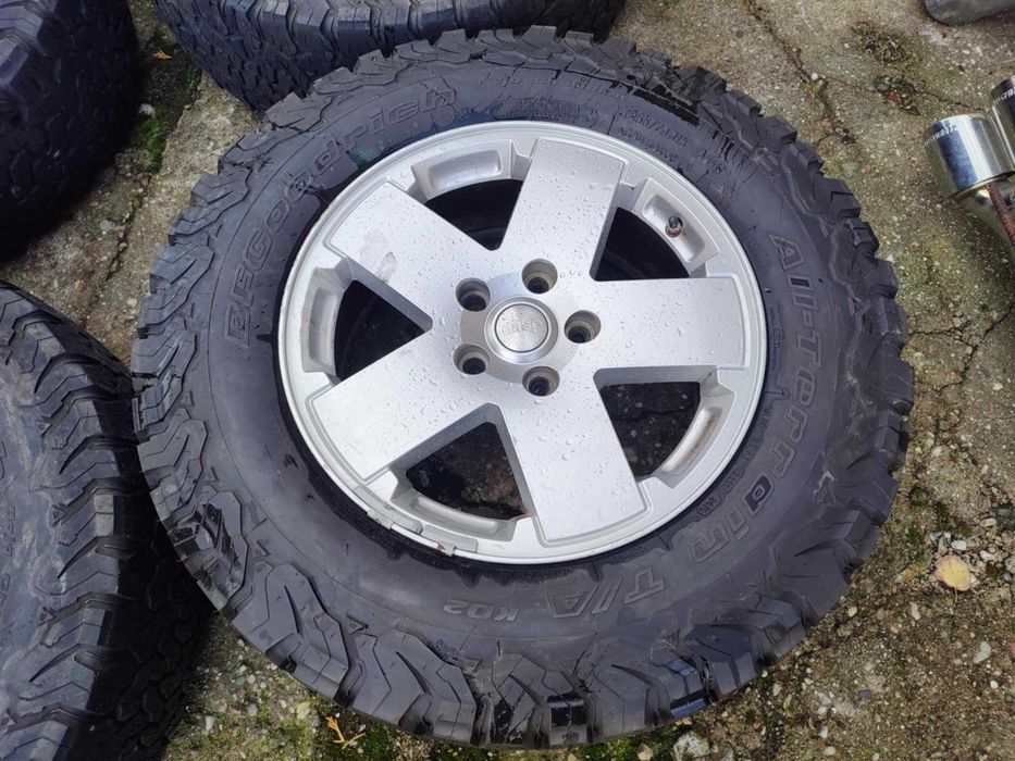 Jeep Wrangler koła 18 cali 5 sztuk