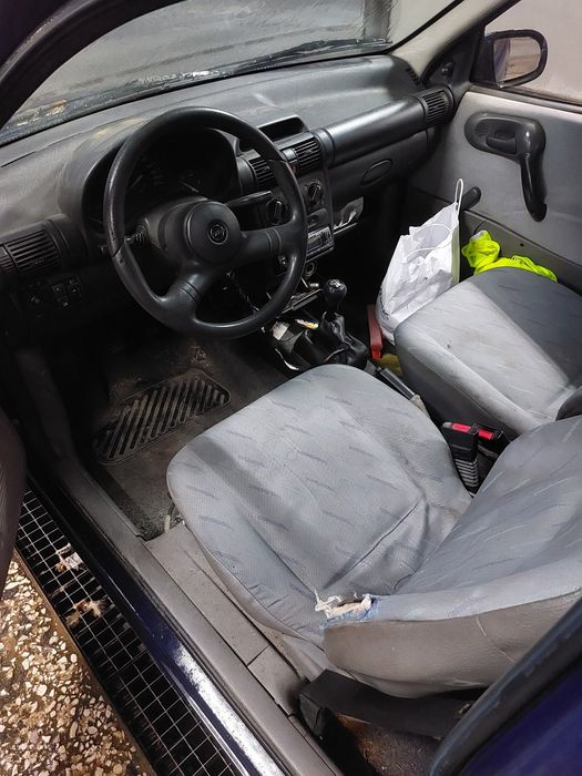 Opel corsa B 1.5d (RESERVADO)
