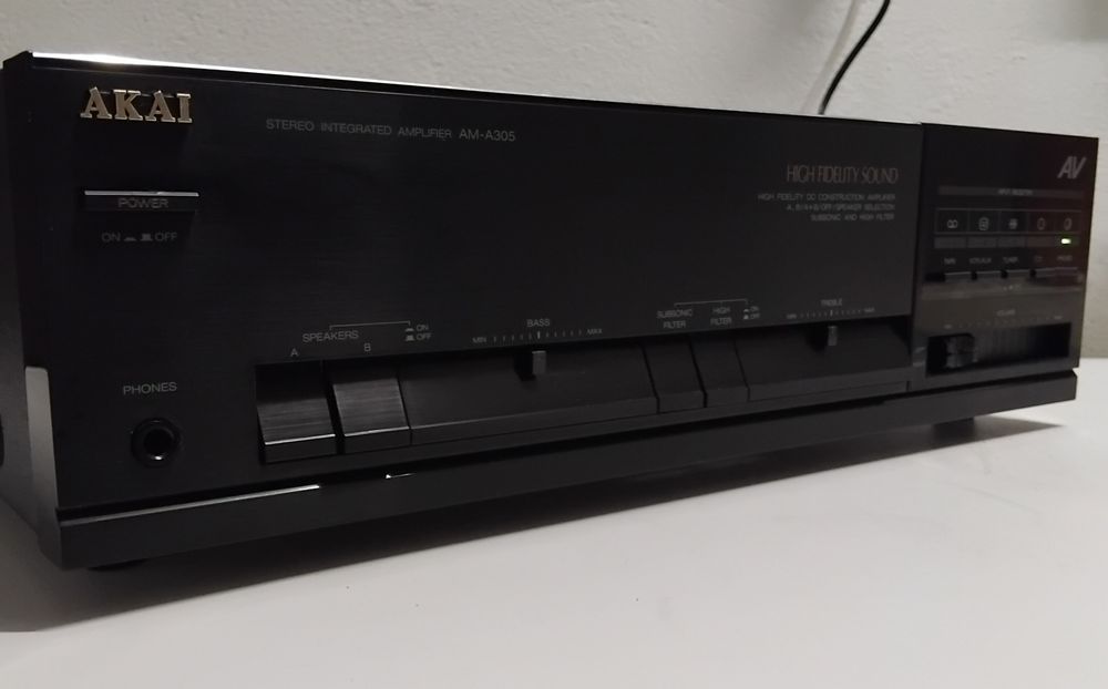 AKAI amplificador AM-A305