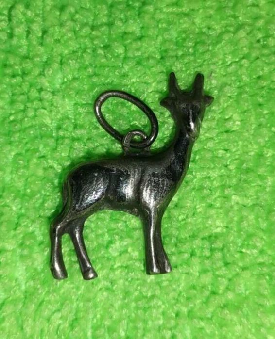 Pendente de cervo em Prata de lei 925