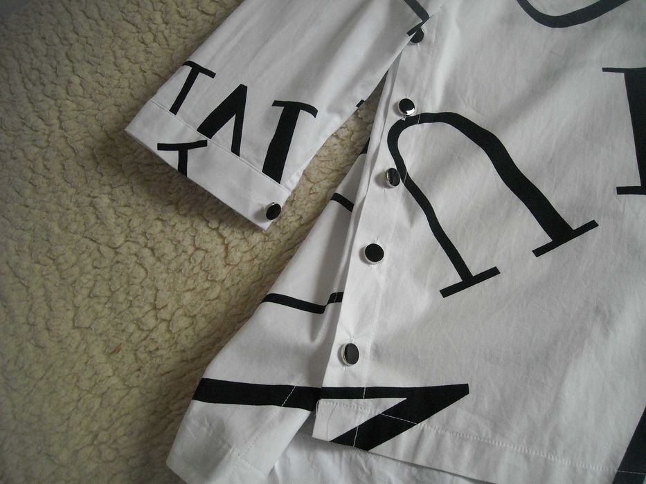 Bluzka z nadrukiem - nowa