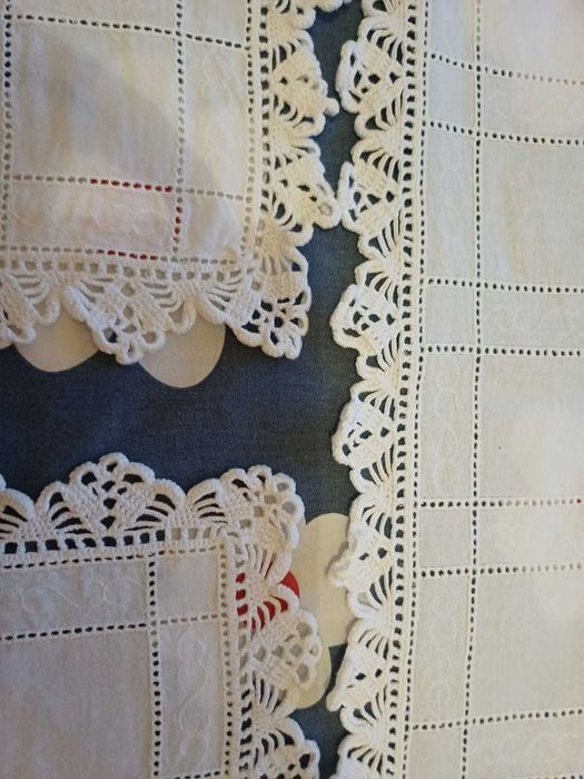 Conjunto de 3 panos bordados (1)