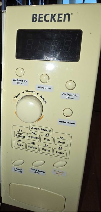 Micro Ondas Becken Modelo AM820ABN