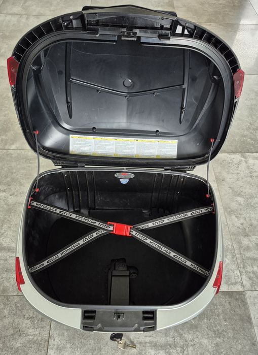 Kufer motocyklowy Givi Monokey Maxia V56