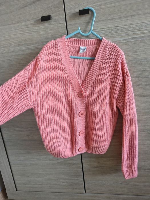 Sweter dziewczęcy rozm 140
