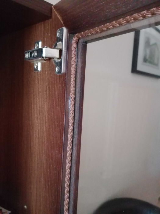 estante / livreiro / vitrine