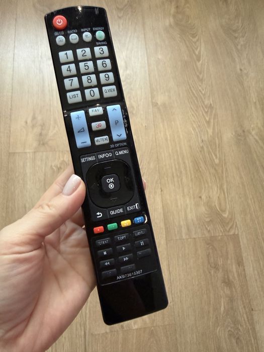 Тел LG 42 діагональ