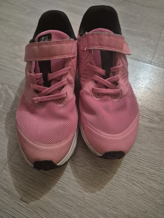 Buty nike star Runner 33,5