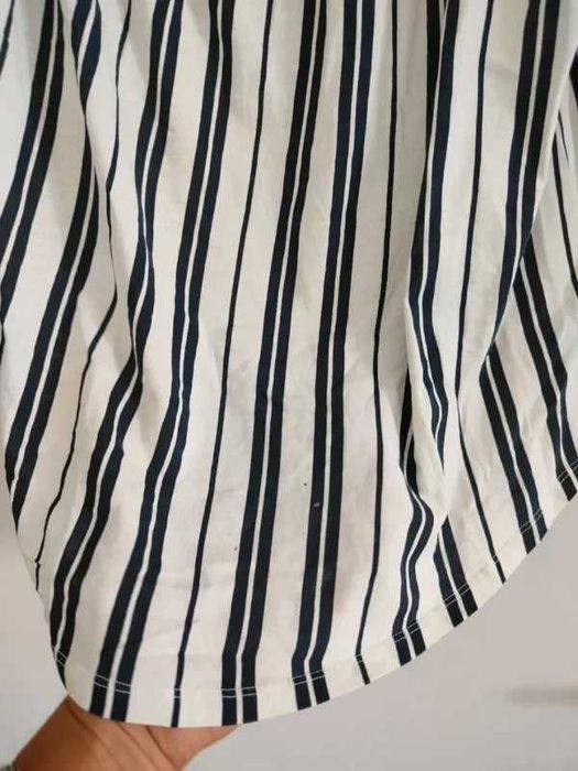 Blusa H&M Listrada Off-Shoulder Tamanho S
