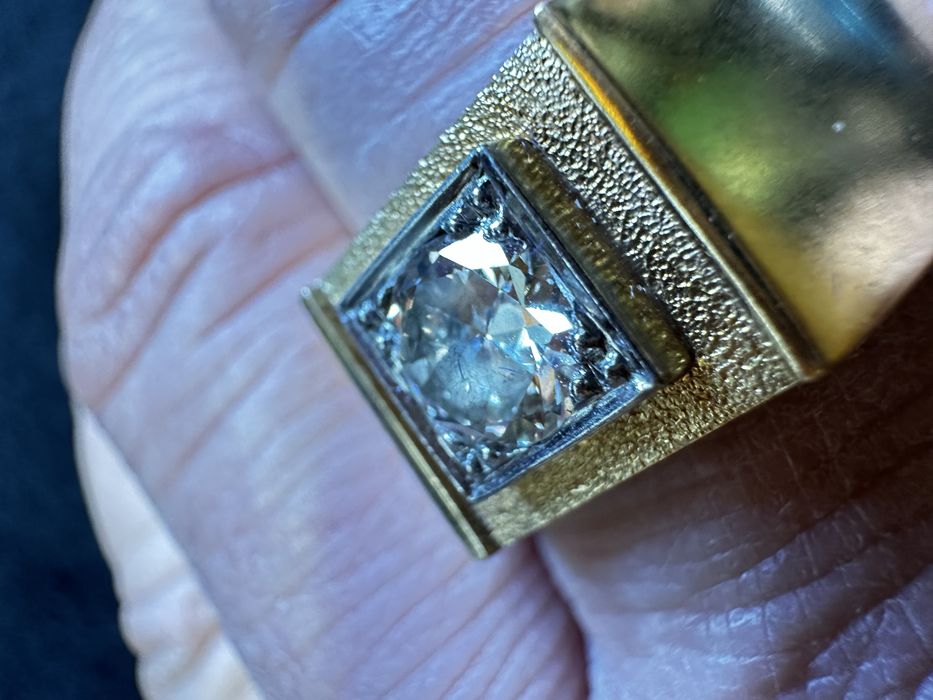 Zloty sygnet z diamentem inwestycja Szczecon