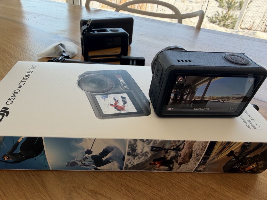 DJI Osmo Action 5 Pro Adventure Combo kamera sportowa
