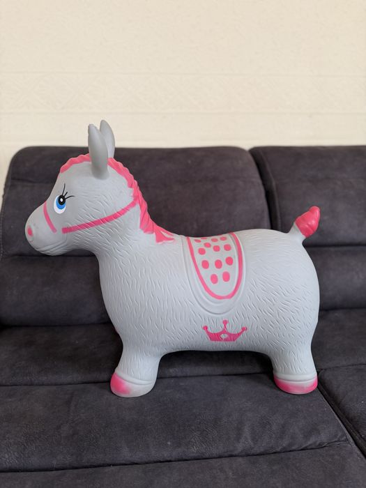 Резиновий коник, дитячий коник, стрибунець