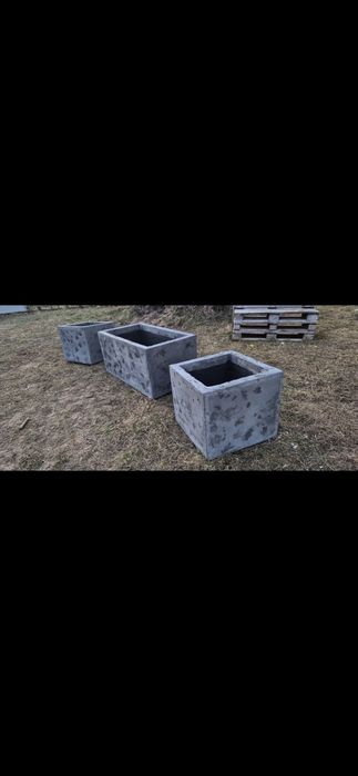 Donice betonowe beton architektoniczny   lekke
