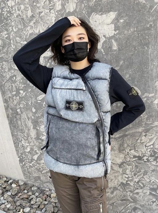 Рідкісний Жилет! Stone Island Tela Frost Finish.