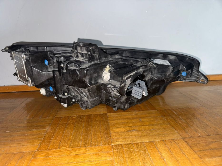 Фара передняя левая Volvo S60/V60.  (2019-2022)  Full LED 32338020