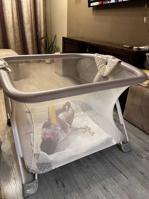 Манеж дитячий