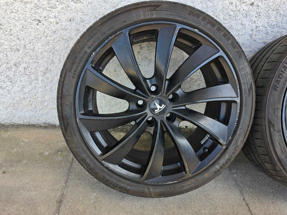 Jantes 19" Tial - KBA 47892 para Tesla - 5x114.3 com Pneus 235.40.19