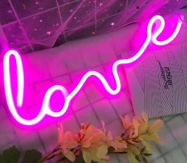 Letreiro/Placard Luz Neon em formato de palavra "Love" (Cor-de-Rosa) NOVO