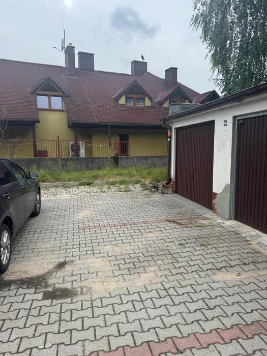 Garaż do wynajęcia Wróbla