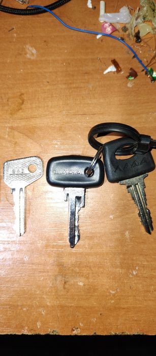 Ключі від замків авто