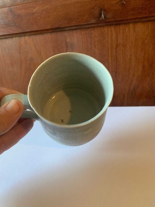 Cerâmica de alta temperatura com vidrado azul de alumina