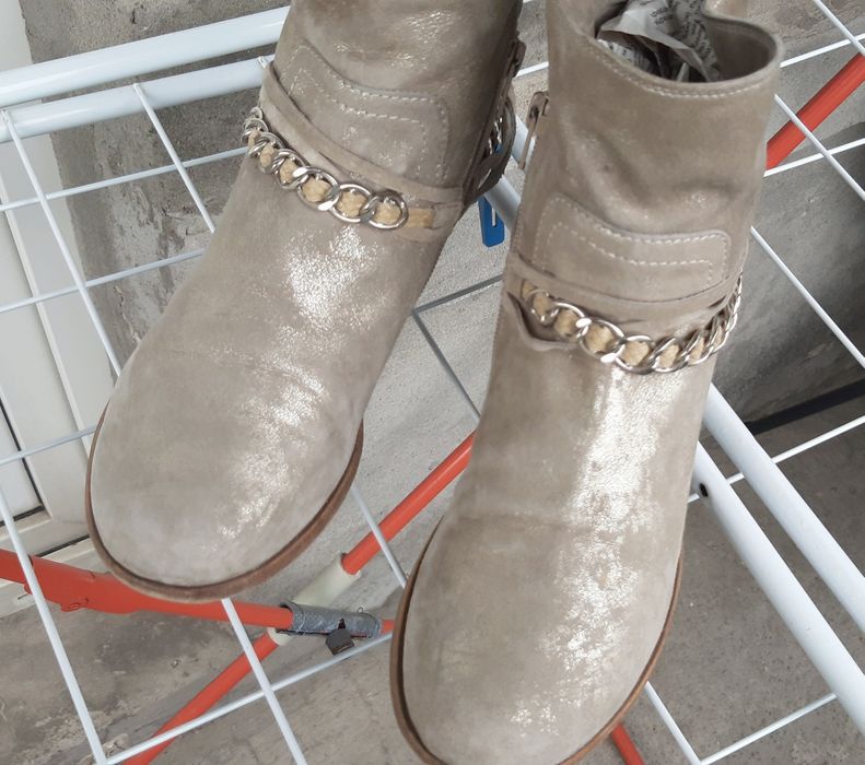 Ботінки шкіра 38р