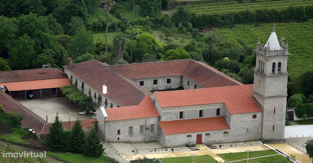 Moradia T3 +1 em construção em Landim, Vila Nova de Famalicão