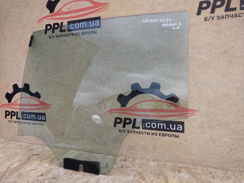 Fiat Bravo II 2007-2014 стекло задней левой двери 09 год