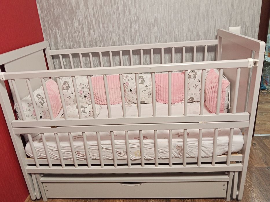 Продам детскую кроватку для деток до 3 лет