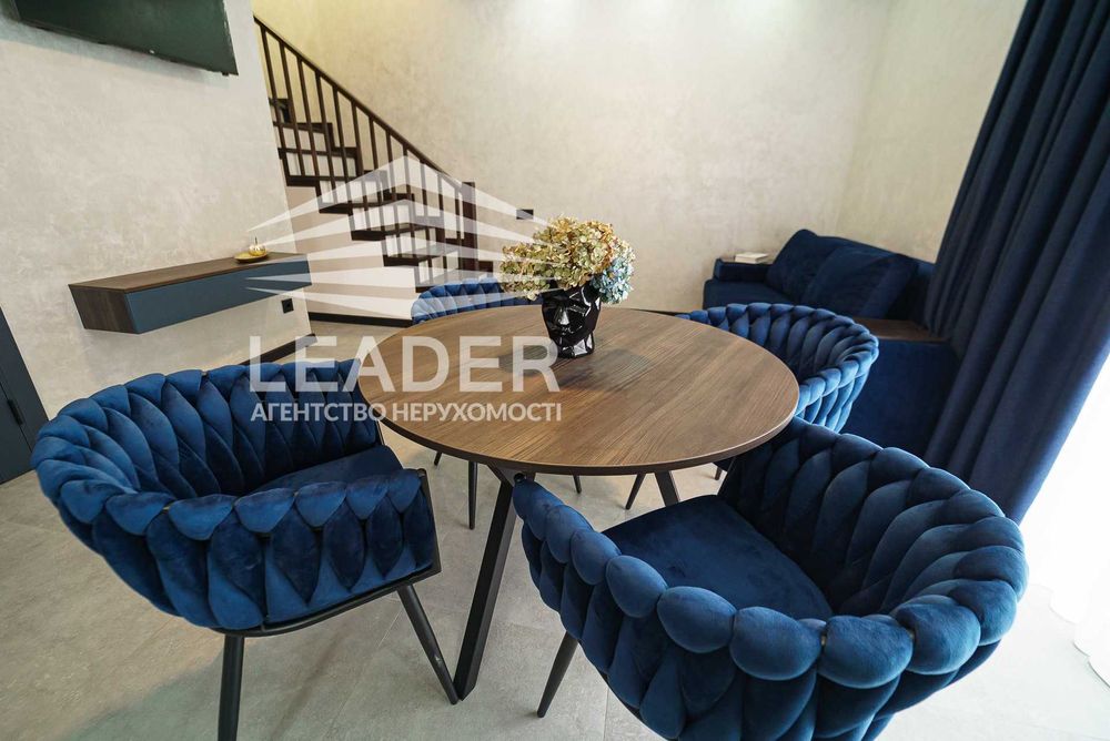 Продам Таунхаус-Два санвузли+ванна+ душова!Венеціанка!СТИЛЬНИЙ