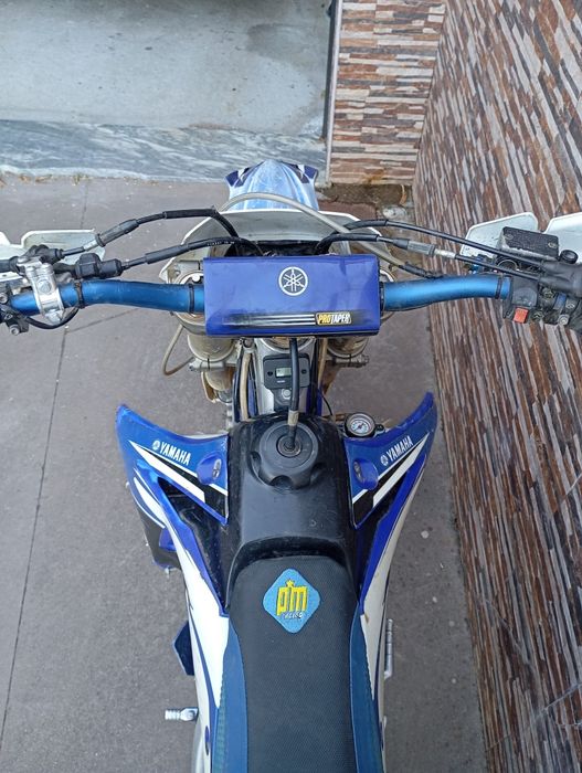 Yamaha YZF 250 matrículada