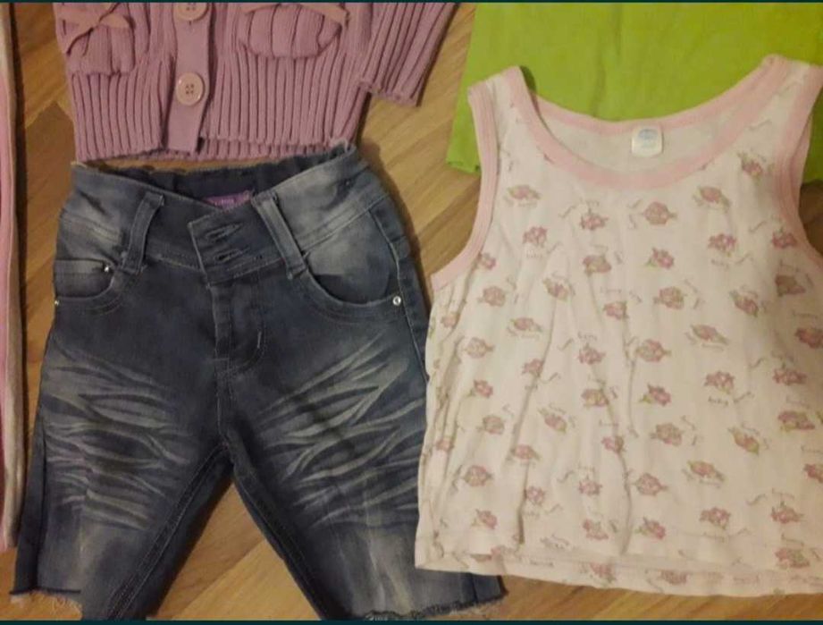 Paka 5szt r.110 sweterek sweter spodnie spodenki jeansowe