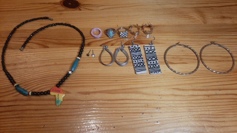 Бижутерия женская разная. Много фото.