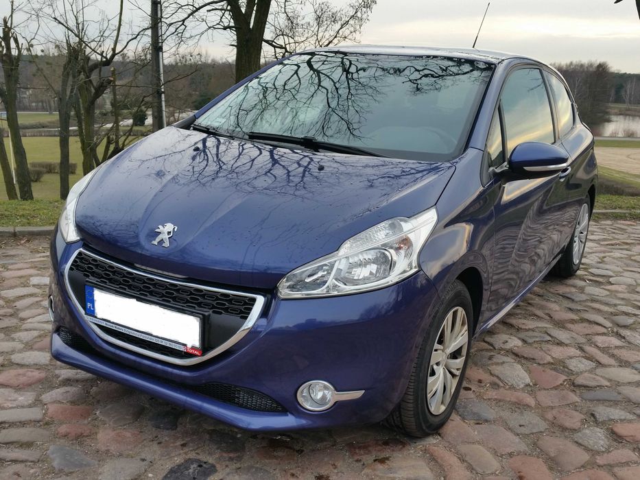 Peugeot 208, benzyna 1.2, 82 KM, salon PL, niski przebieg!