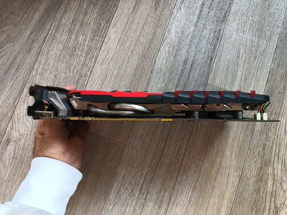 відеокарта rx 470 4gb
