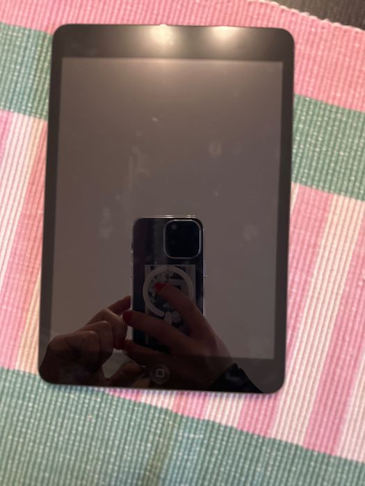 iPad mini 7,9” apple
