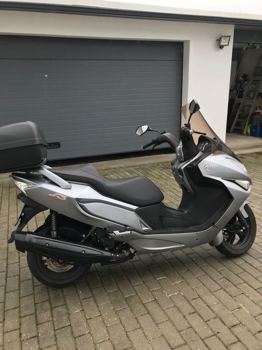 Mota 250cc impecável