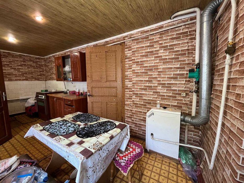 Обмін/ Продаж будинку з гаражем Площа Визволення